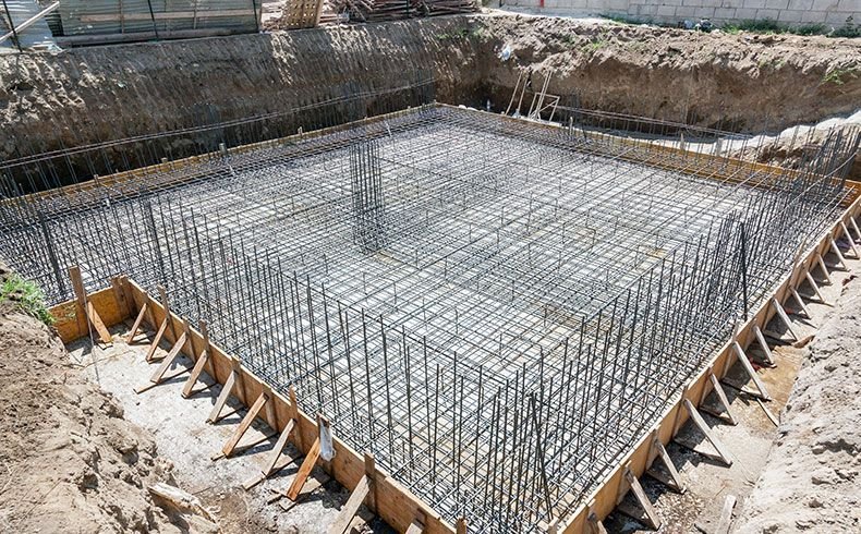 Quais são os materiais usados na construção civil? 1 fundacao de construcao